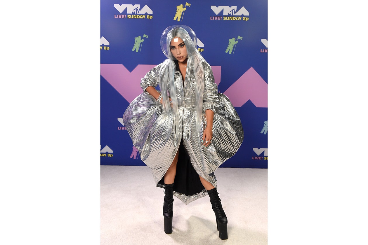 2020 mtv vmas red carpet best looks lady gaga mask