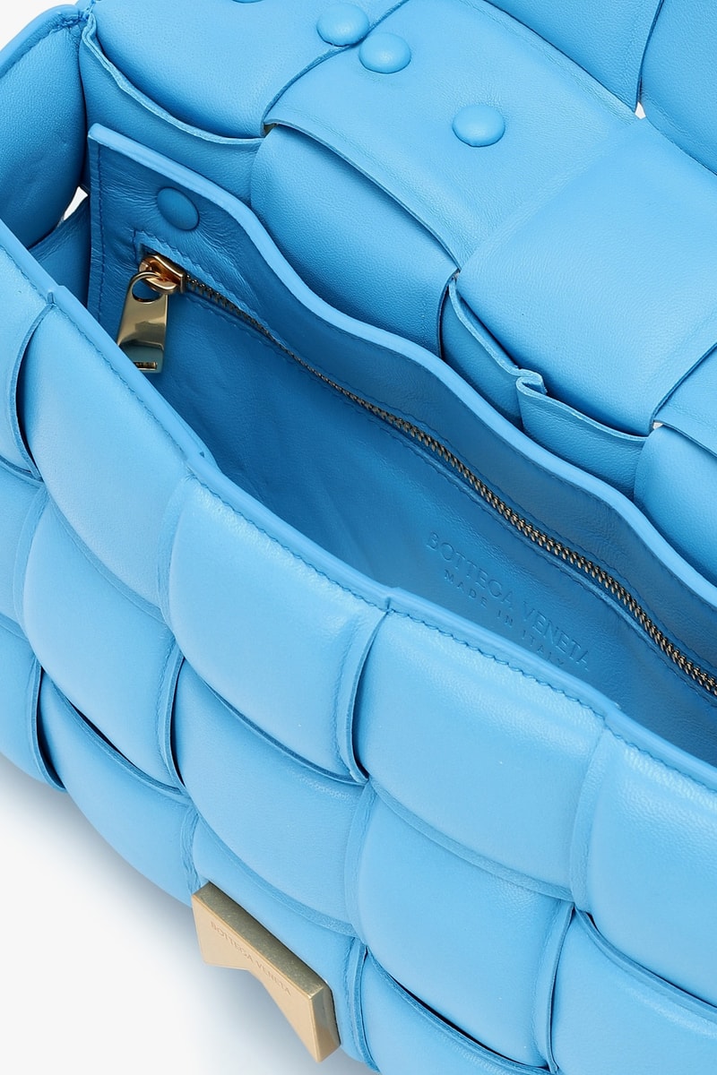 bottega veneta chain cassette blue shoulder bag intrecciato weave swimming pool-gold daniel lee