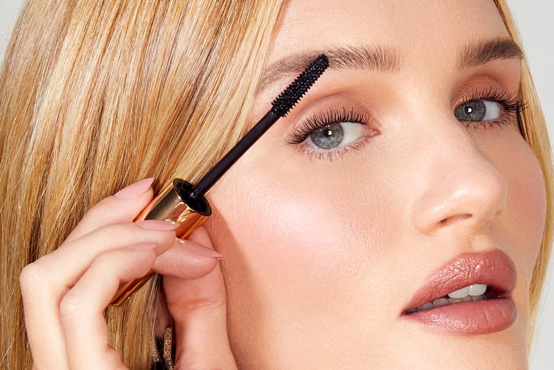 Make Your Eyes Pop With Hourglass' New Unlocked Instant Extensions Mascara