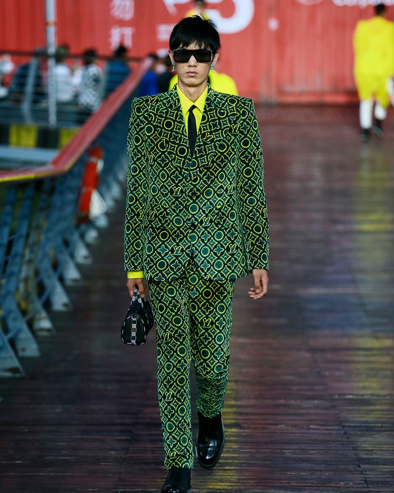 Louis Vuitton Virgil Abloh Spring/Summer 2021 Mens Collection Show Shanghai Coat Green Scorpion