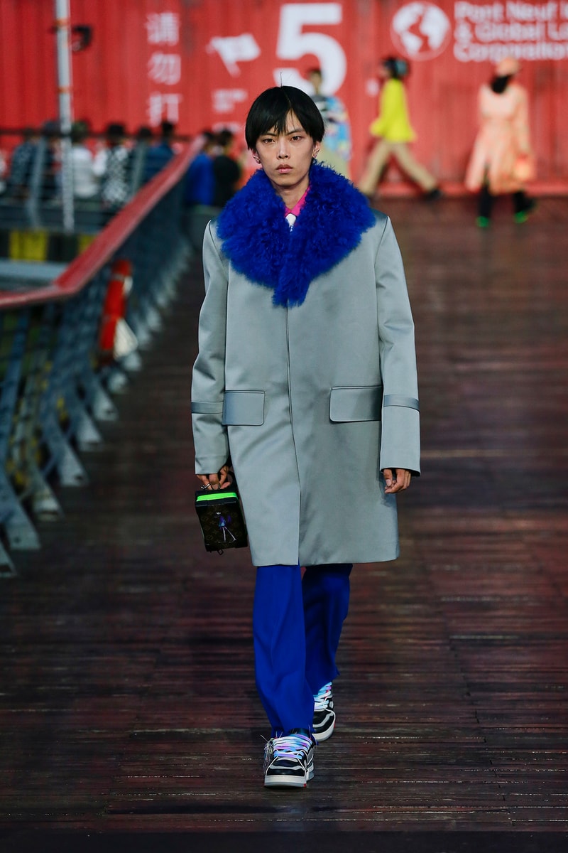 Louis Vuitton Virgil Abloh Spring/Summer 2021 Mens Collection Show Shanghai Coat Green Scorpion