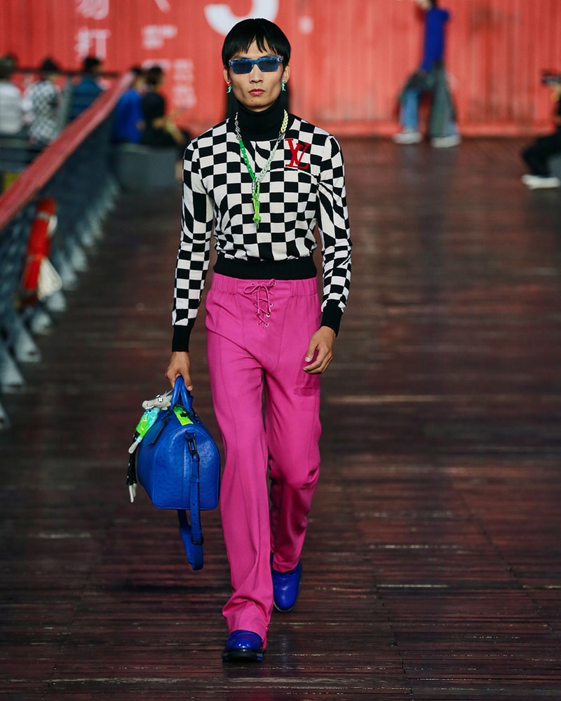 Louis Vuitton Virgil Abloh Spring/Summer 2021 Mens Collection Show Shanghai Coat Green Scorpion