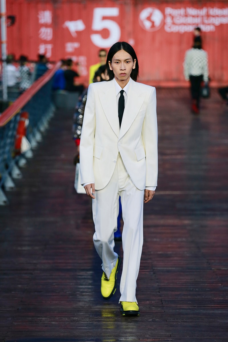 Louis Vuitton Virgil Abloh Spring/Summer 2021 Mens Collection Show Shanghai Coat Green Scorpion