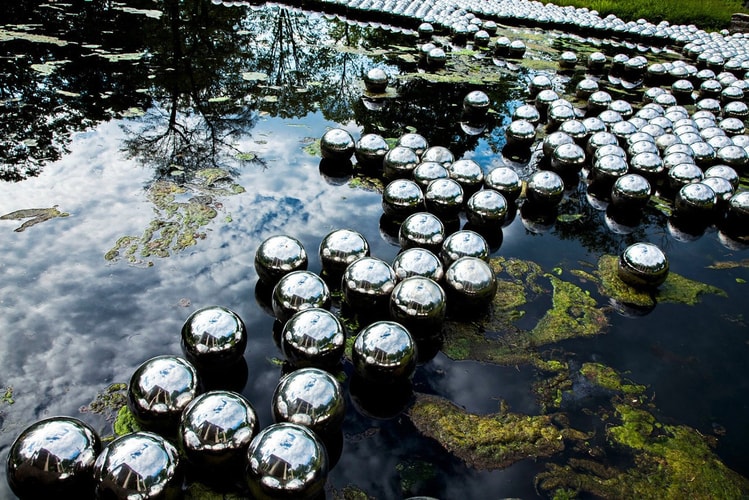 Yayoi Kusama's 'Narcissus Garden' Lands in Arkansas' The Momentary