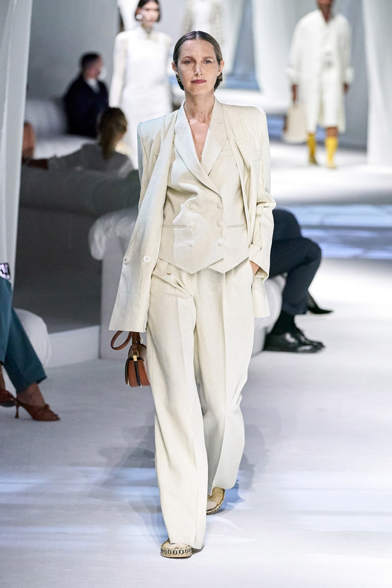 fendi spring summer 2021 runway show silvia venturini last paloma elesser ashley graham karen elson