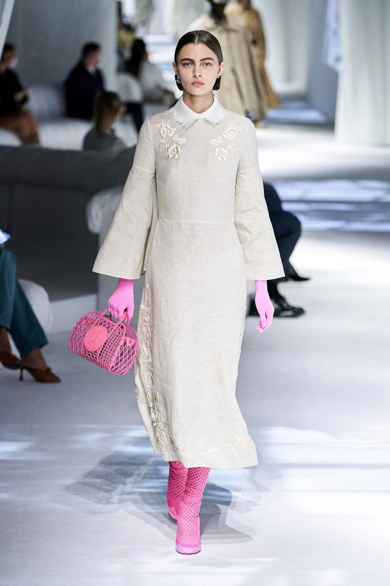 fendi spring summer 2021 runway show silvia venturini last paloma elesser ashley graham karen elson