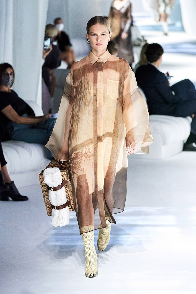fendi spring summer 2021 runway show silvia venturini last paloma elesser ashley graham karen elson