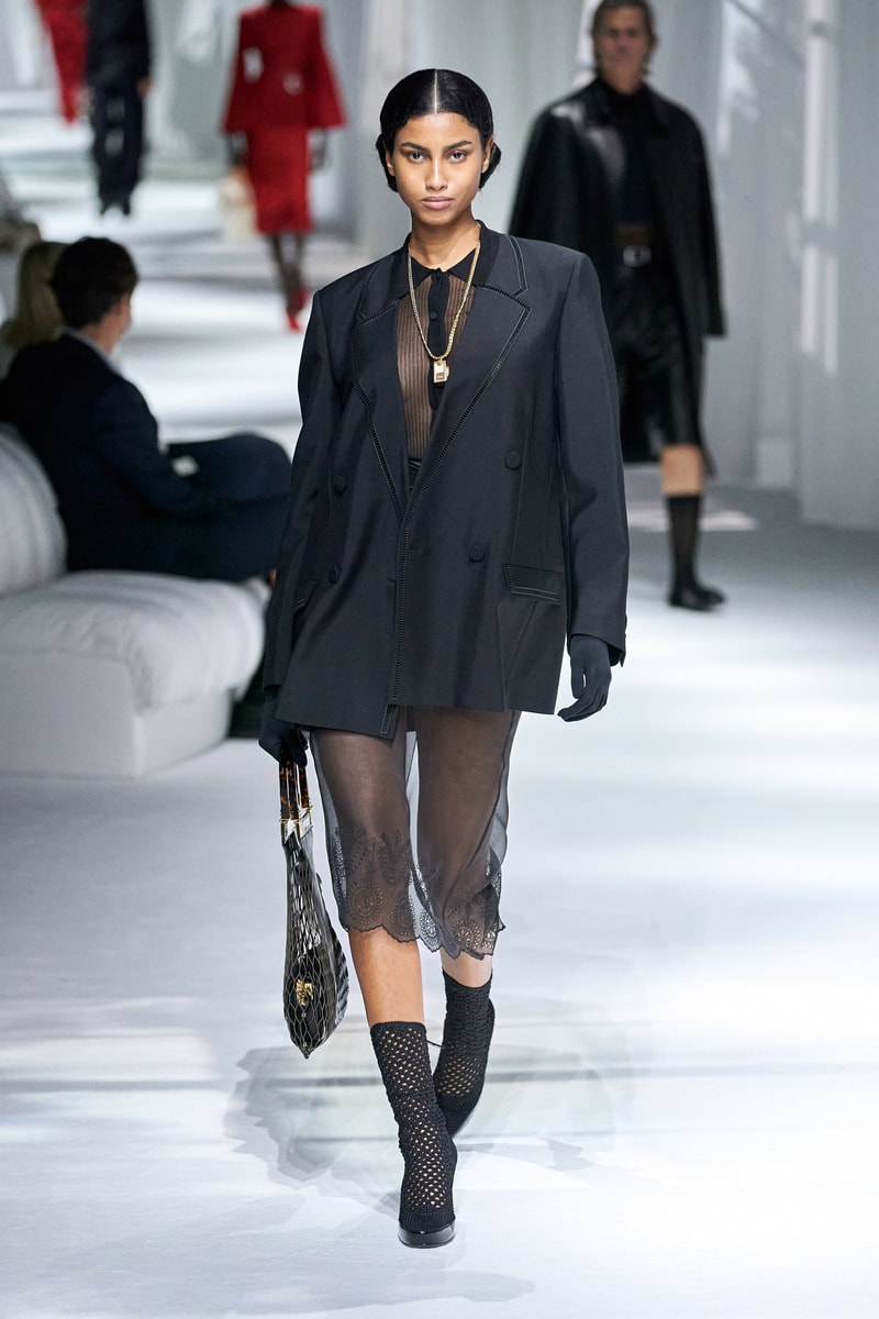 fendi spring summer 2021 runway show silvia venturini last paloma elesser ashley graham karen elson