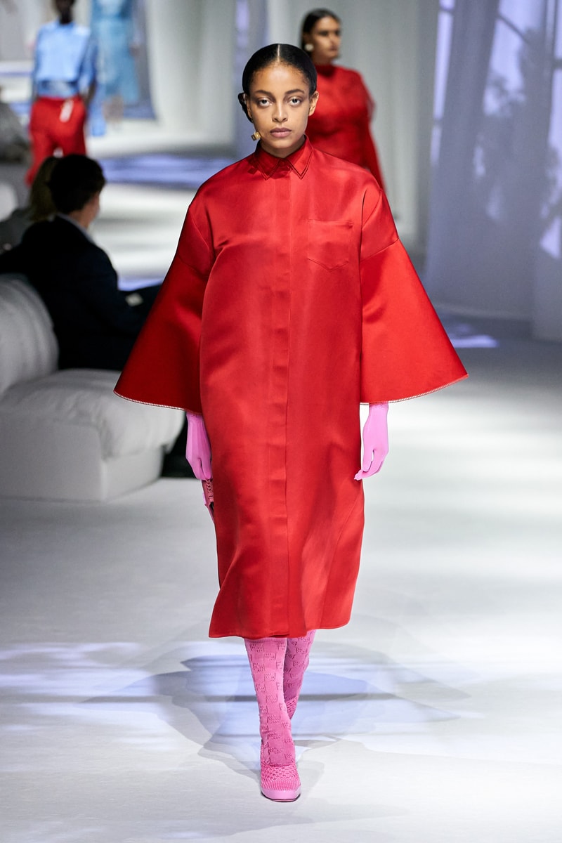 fendi spring summer 2021 runway show silvia venturini last paloma elesser ashley graham karen elson