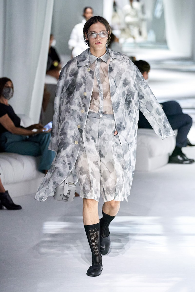 fendi spring summer 2021 runway show silvia venturini last paloma elesser ashley graham karen elson