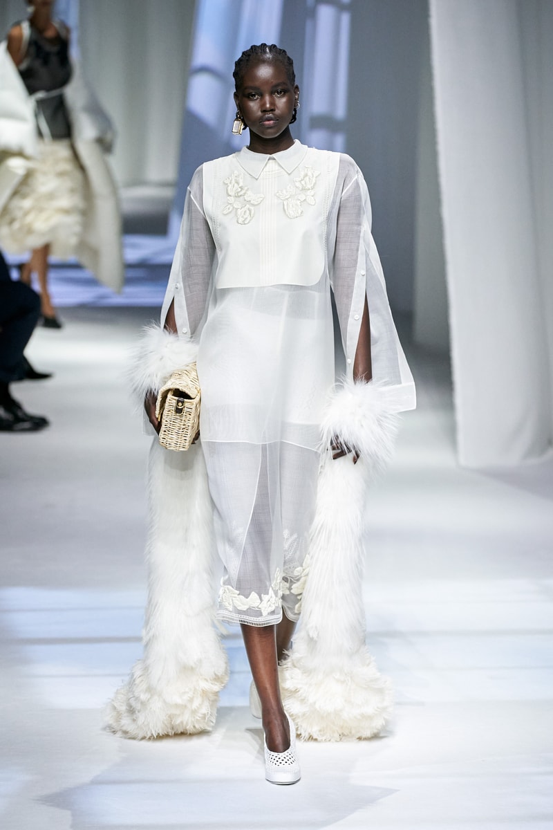 fendi spring summer 2021 runway show silvia venturini last paloma elesser ashley graham karen elson