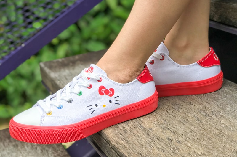 Skechers x Hello Kitty Collaboration Collection Sneakers Energy Pink