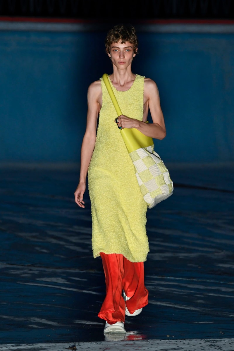 sunnei spring summer 2021 runway collection minimalist vanguard group nanushka investment simone rizzo loris messina milan fashion week mfw