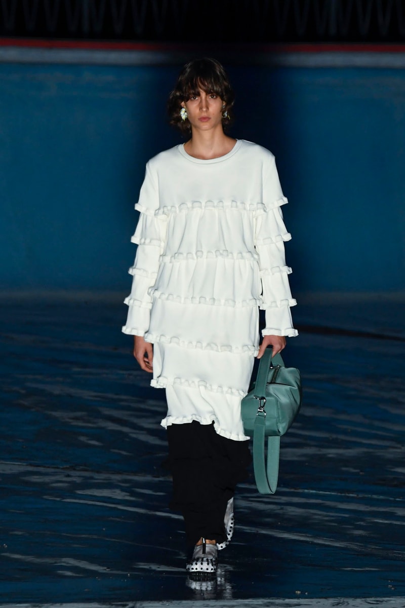 sunnei spring summer 2021 runway collection minimalist vanguard group nanushka investment simone rizzo loris messina milan fashion week mfw