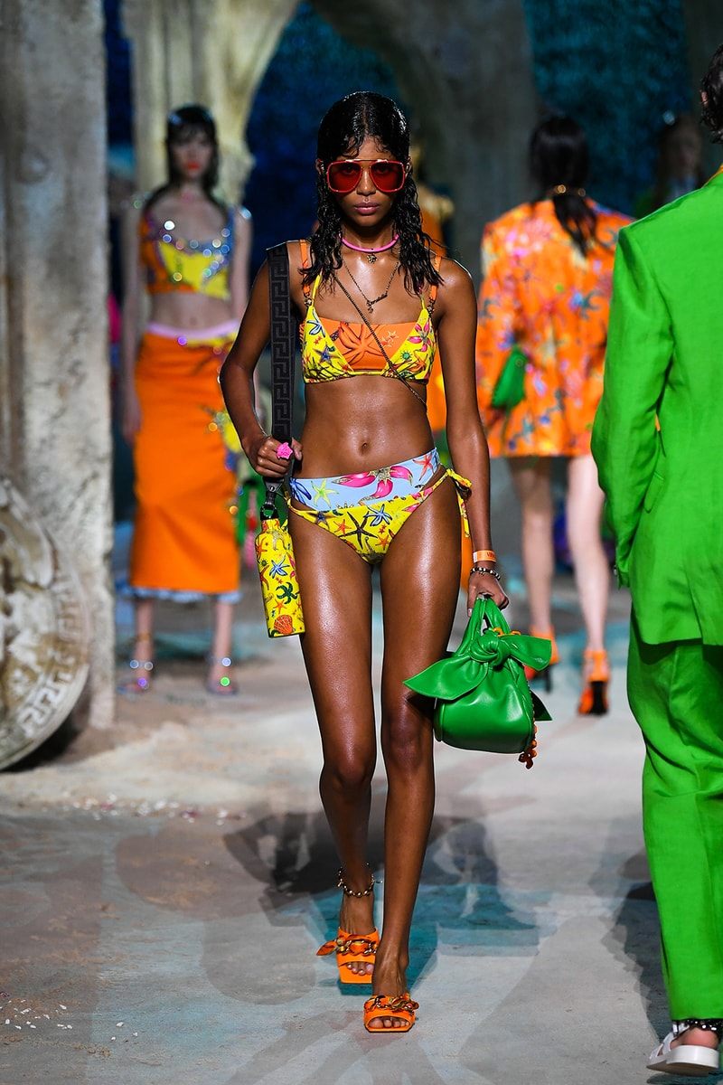 versace spring summer 2021 collection paris fashion week pfw adut akech irina shayk