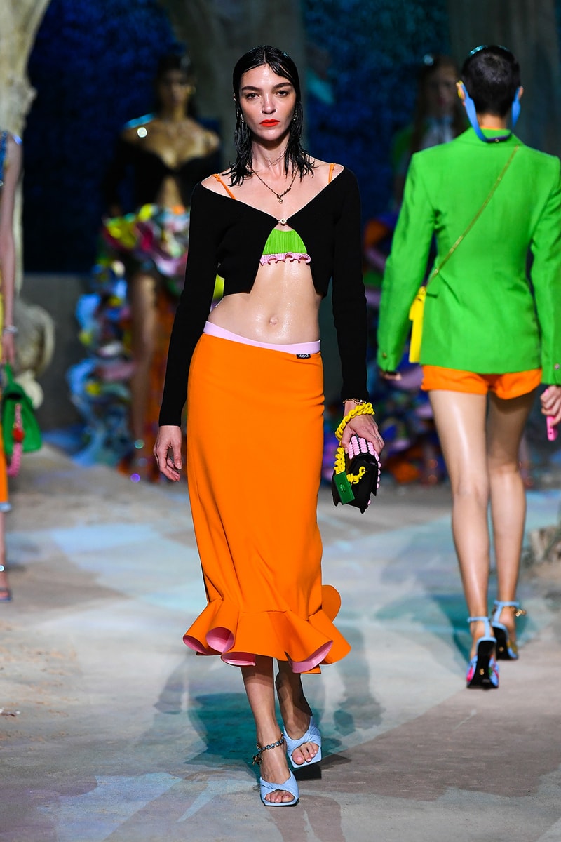 versace spring summer 2021 collection paris fashion week pfw adut akech irina shayk