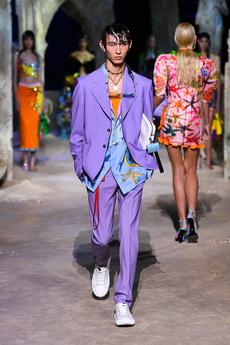 versace spring summer 2021 collection paris fashion week pfw adut akech irina shayk