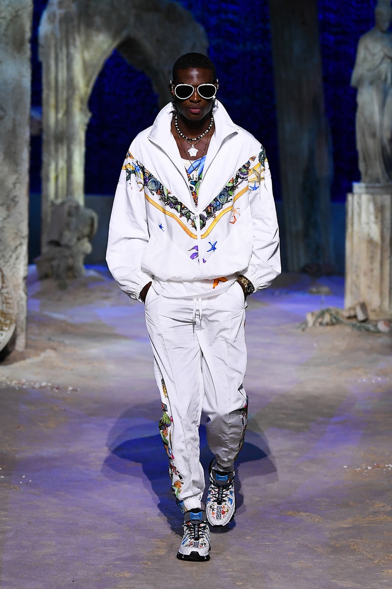 versace spring summer 2021 collection paris fashion week pfw adut akech irina shayk