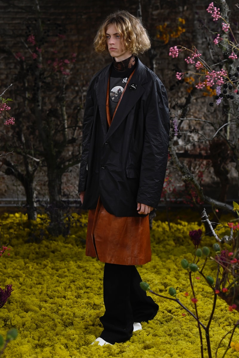 Raf Simons Womenswear Collection "Teenage Dream" Menswear Spring Summer 2021 