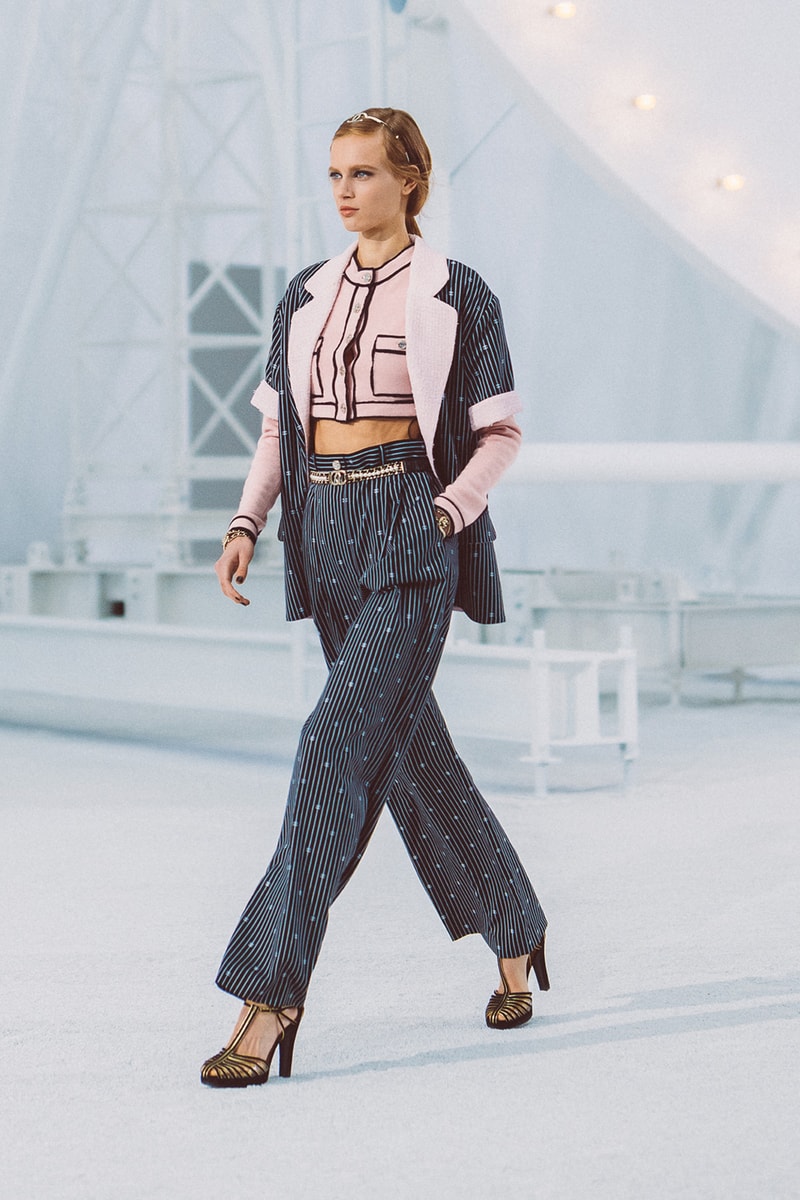 chanel spring summer 2021 collection ready to wear blackpink jennie k-pop