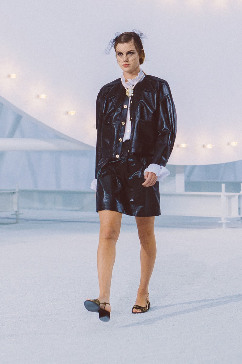 chanel spring summer 2021 collection ready to wear blackpink jennie k-pop
