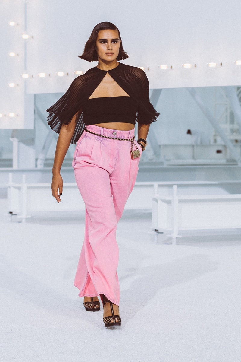 chanel spring summer 2021 collection ready to wear blackpink jennie k-pop
