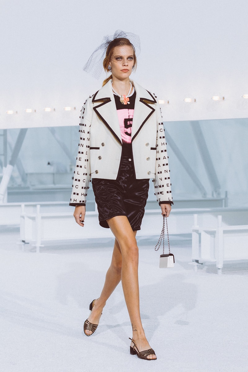 chanel spring summer 2021 collection ready to wear blackpink jennie k-pop
