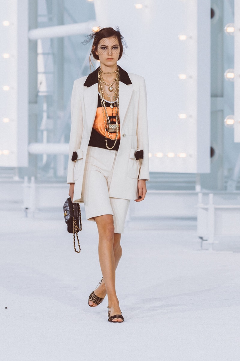 chanel spring summer 2021 collection ready to wear blackpink jennie k-pop
