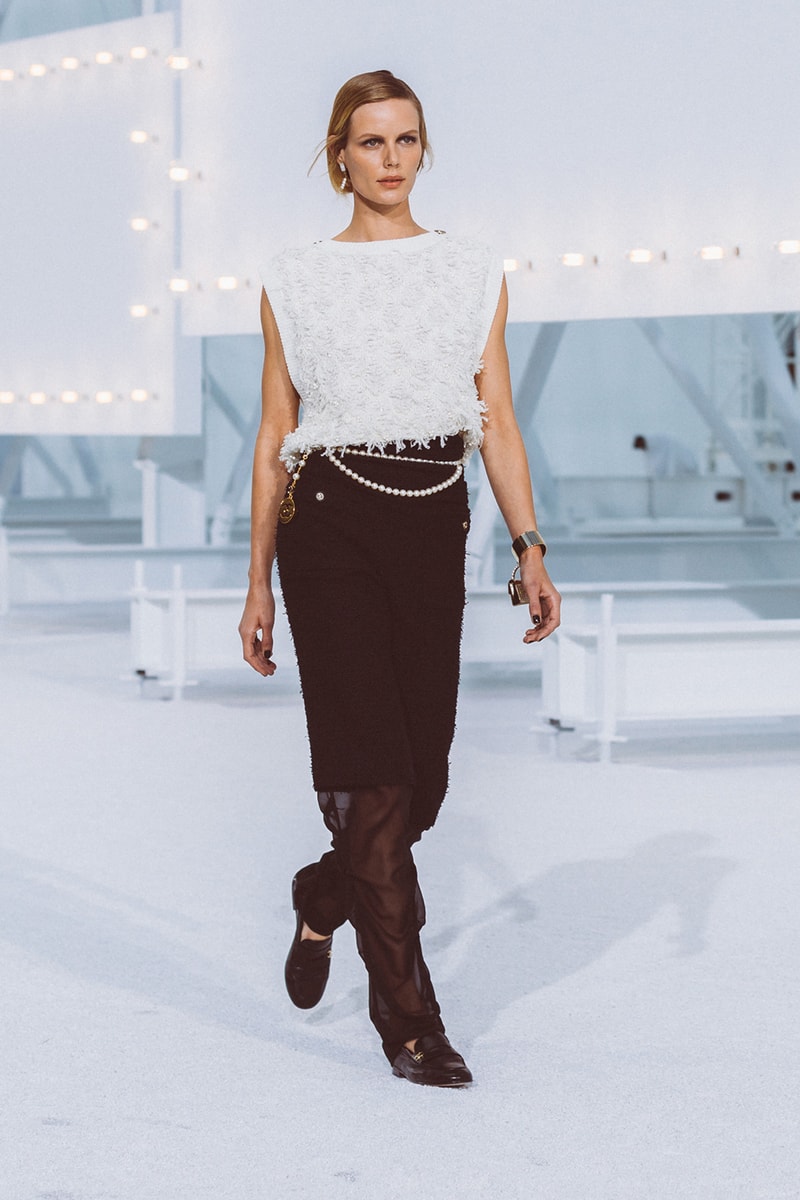 chanel spring summer 2021 collection ready to wear blackpink jennie k-pop