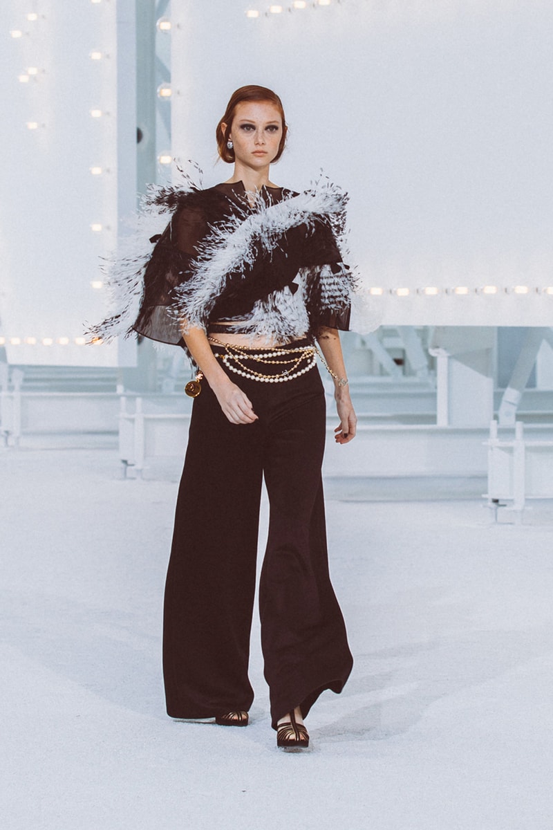 chanel spring summer 2021 collection ready to wear blackpink jennie k-pop
