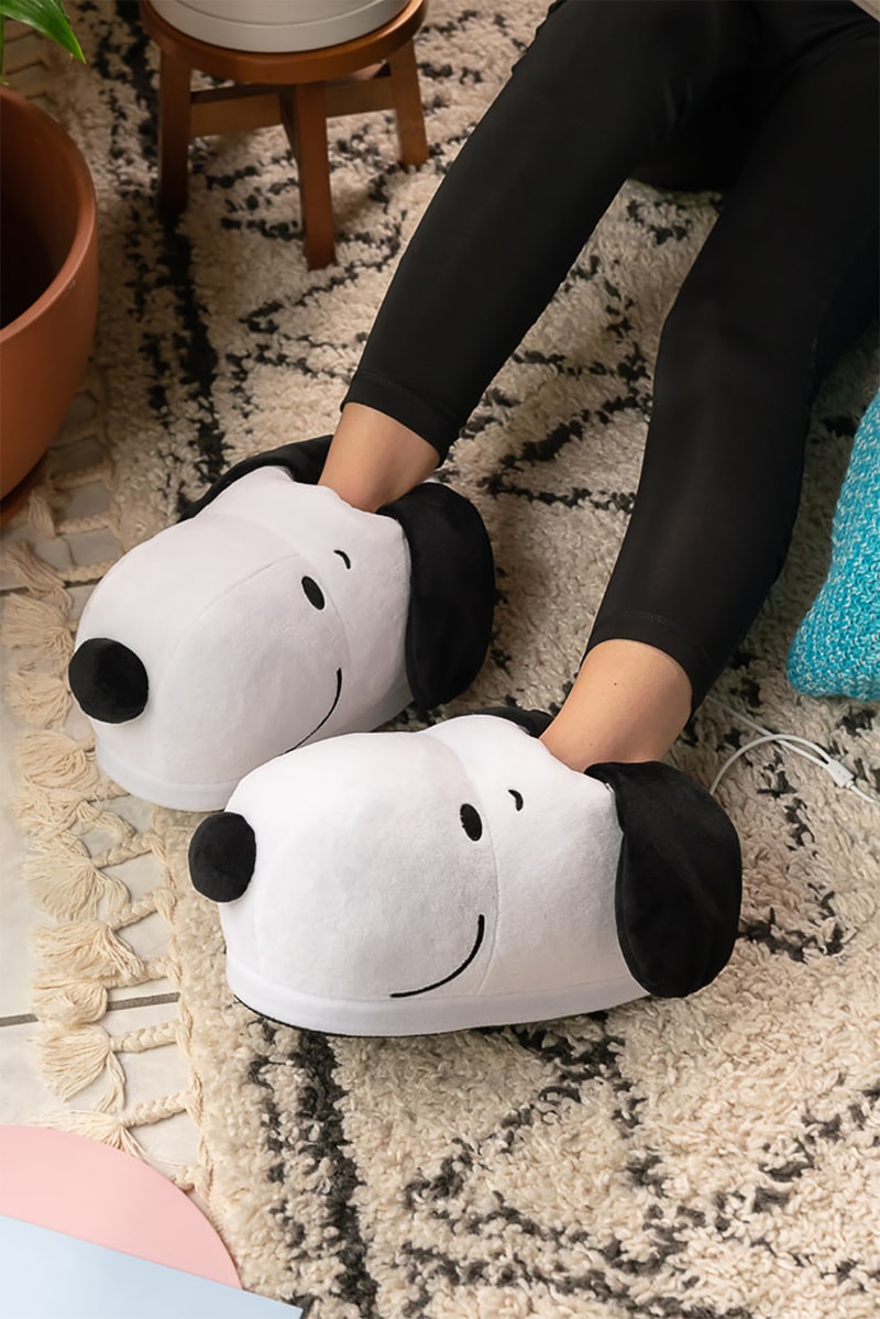 smoko snoopy peanuts collaboration heated usb slipper plushies