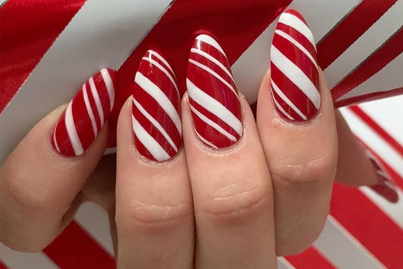 12 Christmas Nail Art Designs to Get You in the Festive Spirit