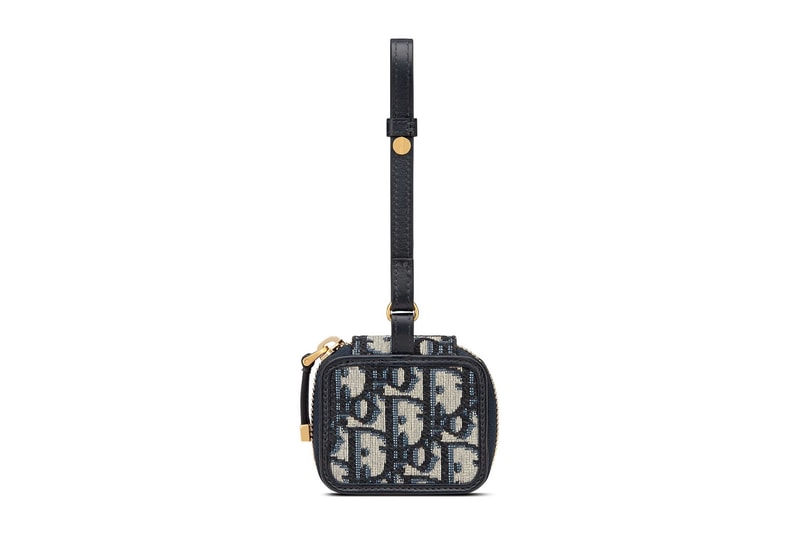 dior airpods pro case oblique jacquard 30 montaigne luxury accessories price