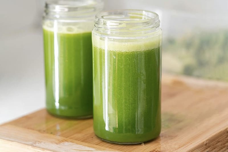How to Make Green Juice and Smoothies at Home