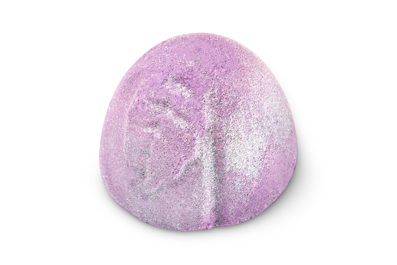 Lush Cosmetics Holiday Christmas Bath Bomb Collection Candy Cane Polar Bear Mistletoe