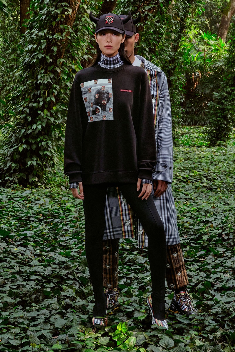 burberry lunar new year of the ox campaign collection feng li black sweatshirt leggings