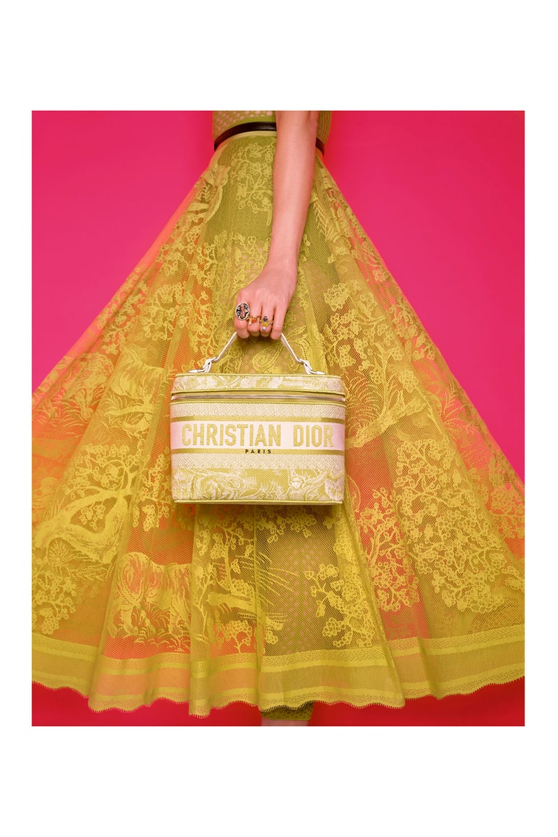 dior pre-fall 2021 collection full look bar jacket anorak tracksuits handbags blackpink k-pop maria grazia chiuri 
