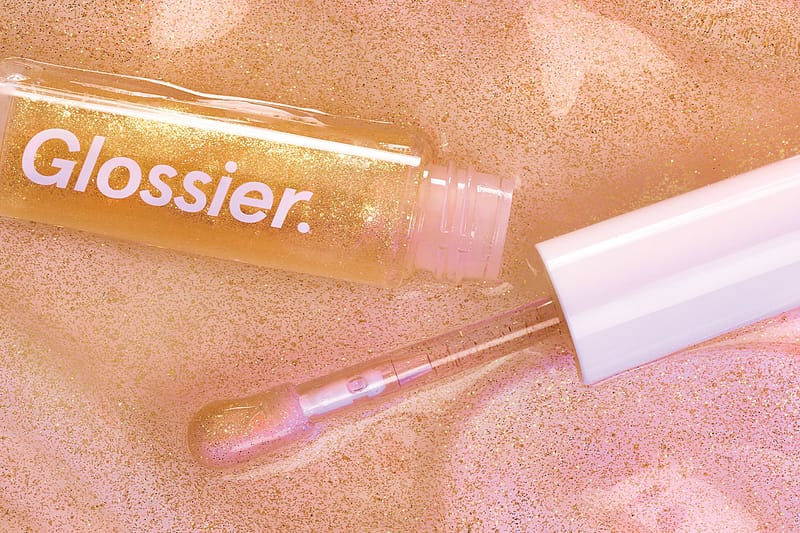 Glossier Launches Expansive Collection of Beauty and Fashion Goods for the Holidays