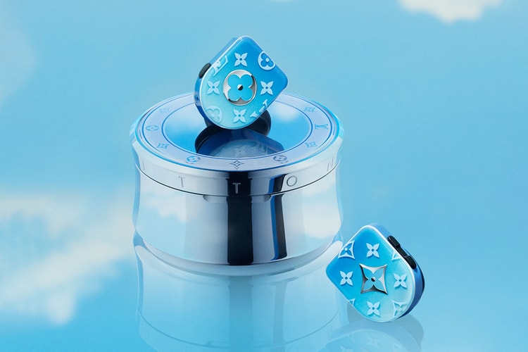 Louis Vuitton Gives the Horizon Earphones a "Blue Gradient" Makeover