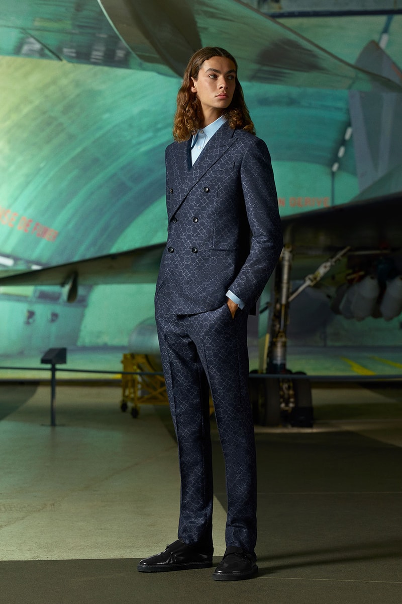 louis vuitton mens pre-fall 2021 collection lookbook virgil abloh patterned tailored suit