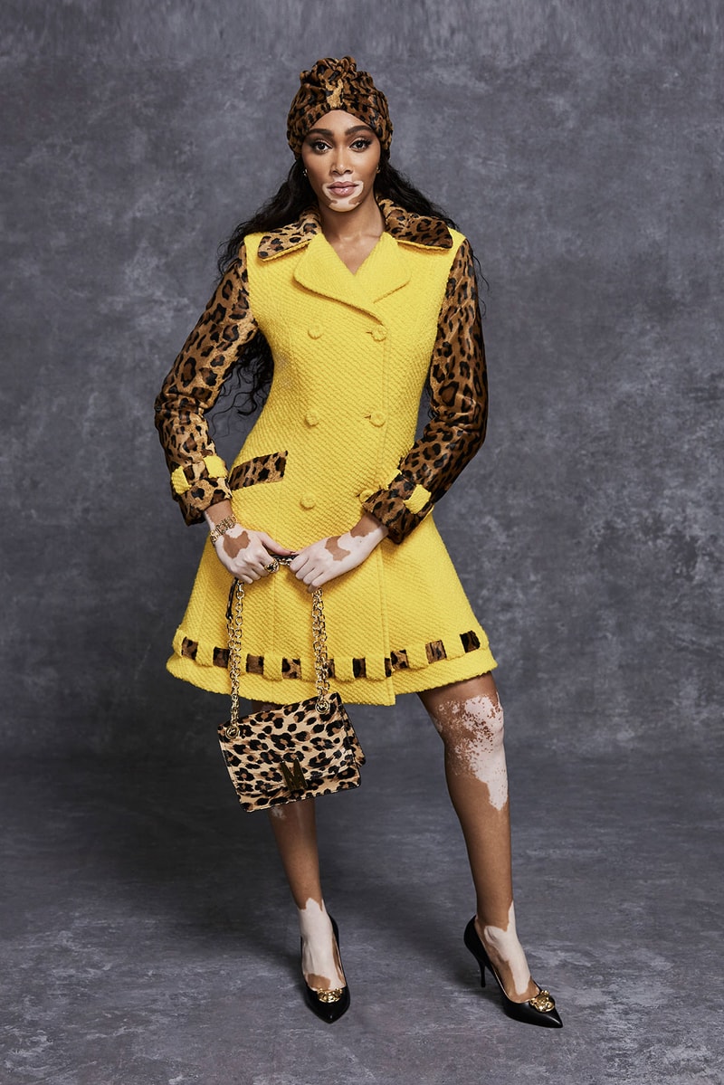 moschino pre fall 2021 womenswear collection lookbook jeremy scott winnie harlow sweatsuit dresses designer bag
