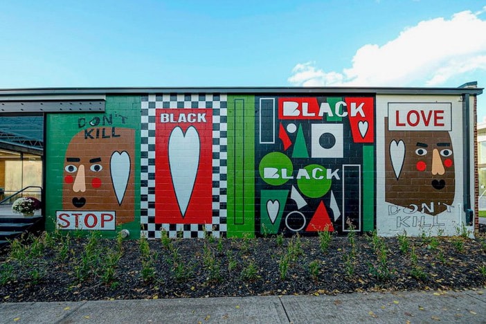 Artist Nina Chanel Abney Dedicates New Arkansas Mural to the Black Community