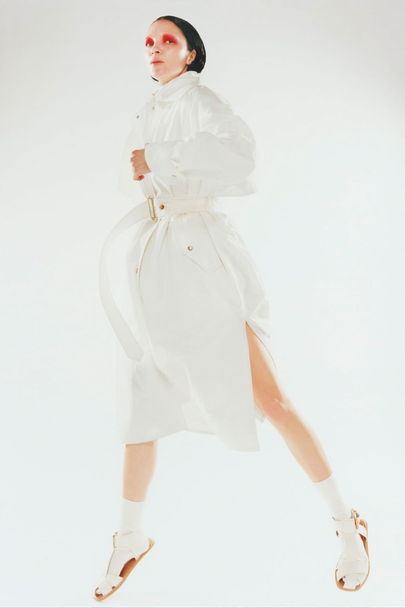 2 moncler 1952 spring summer womenswear collection white trench coat socks sandals
