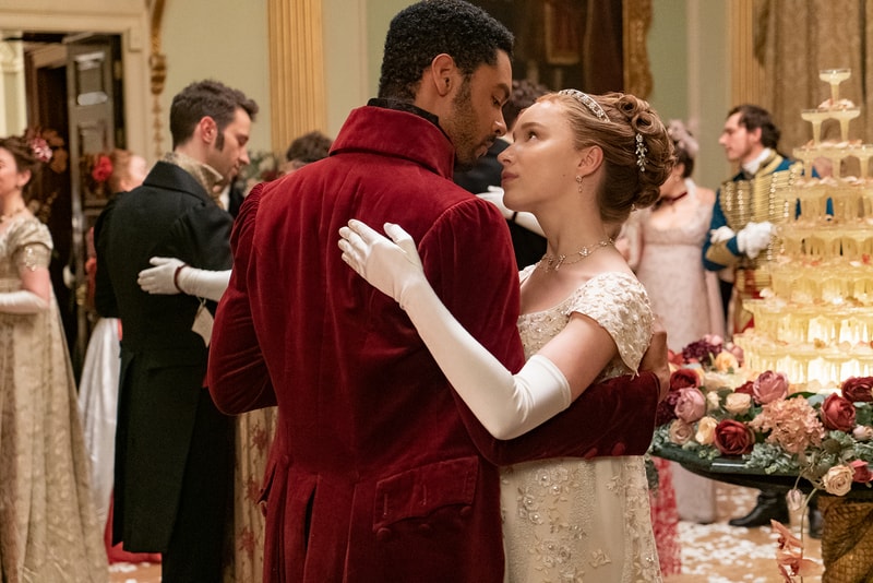 best netflix tv shows movies bridgerton simon basset duke of hasting regé-jean page daphne phoebe dynevor 