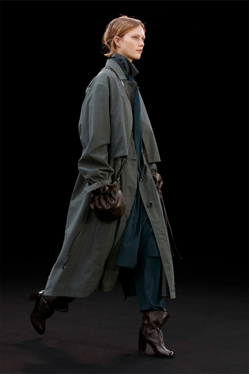 lemaire fall winter collection lookbook flaneur coats layered outfits oversized blazers christophe sarah linh tran 