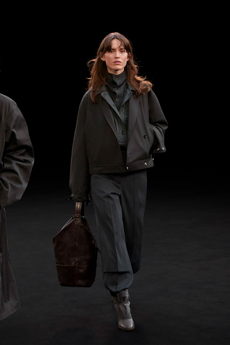 lemaire fall winter collection lookbook flaneur coats layered outfits oversized blazers christophe sarah linh tran 