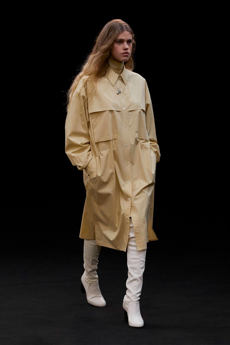 lemaire fall winter collection lookbook flaneur coats layered outfits oversized blazers christophe sarah linh tran 
