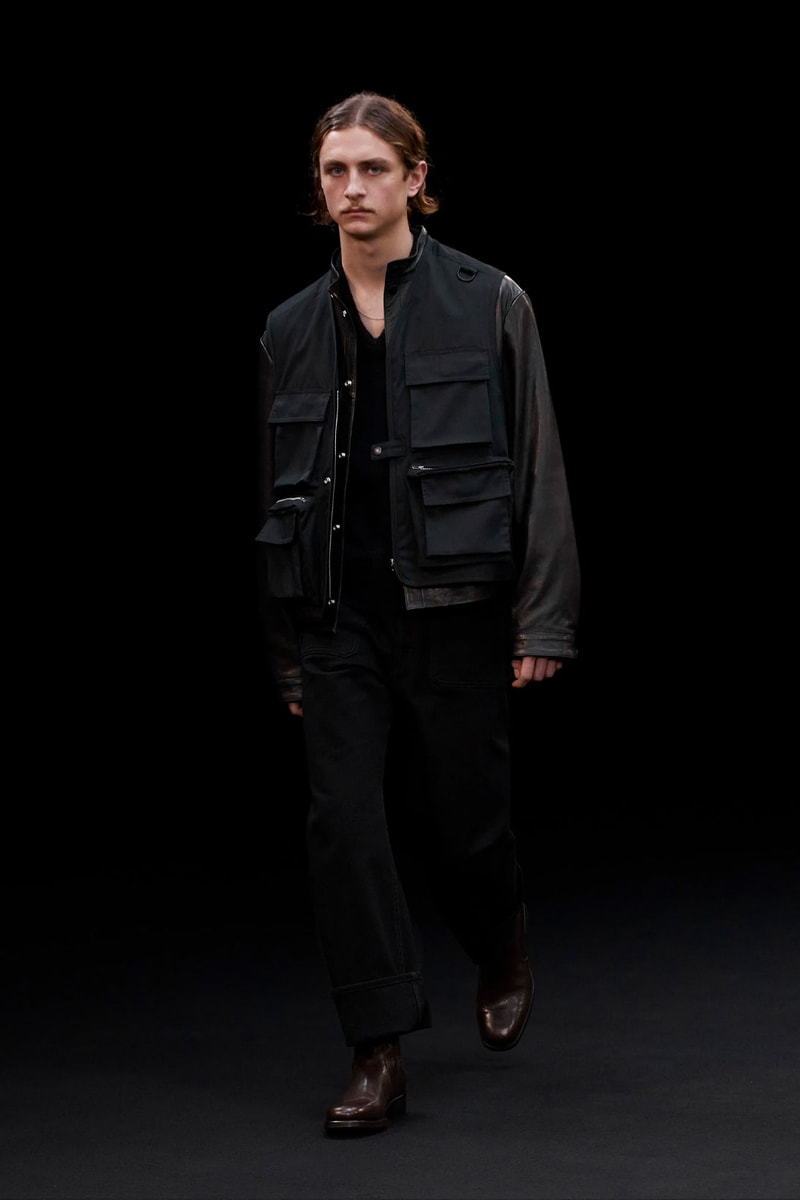 lemaire fall winter collection lookbook flaneur coats layered outfits oversized blazers christophe sarah linh tran 