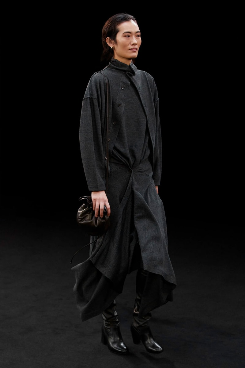 lemaire fall winter collection lookbook flaneur coats layered outfits oversized blazers christophe sarah linh tran 
