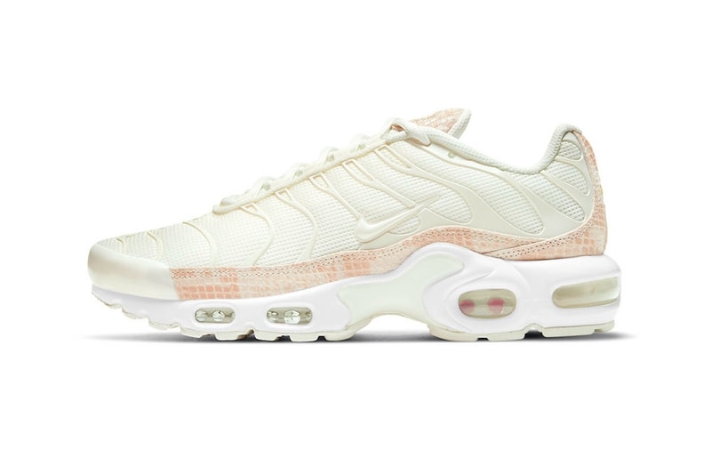 nike air max plus sneakers pink snakeskin print white colorway sneakerhead footwear shoes lateral